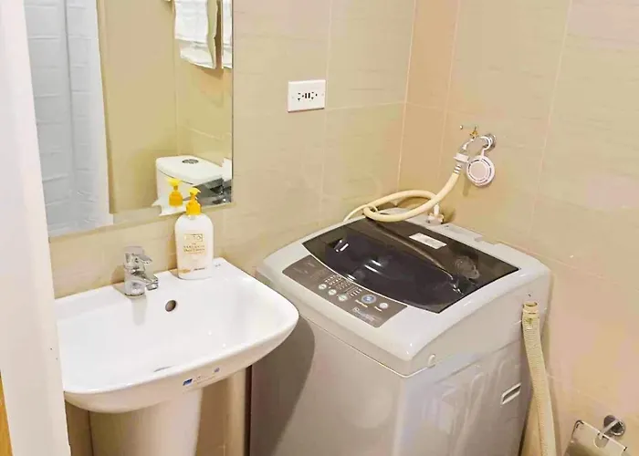 Crizzy's Hub Sariel At Shore Residences - 1br With Netflix And - Near Moa Manila